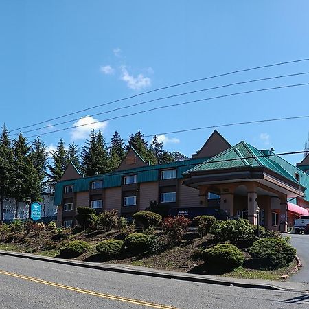 Sutton Suites Hotel SeaTac Exterior photo